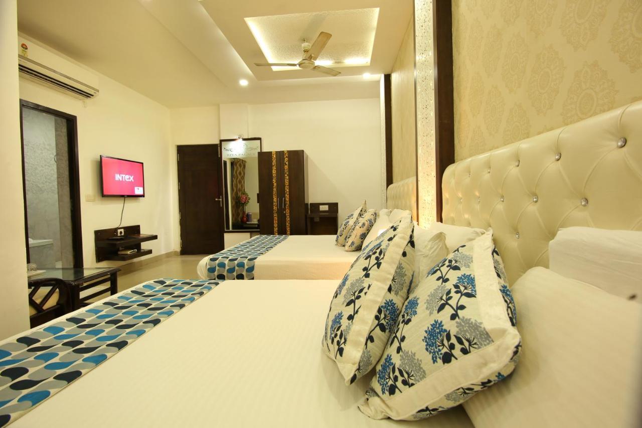 Riya Palace Agra  Exteriör bild
